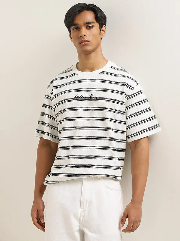 Nuon Black & White Striped Relaxed-Fit T-Shirt Dynamic Men's High