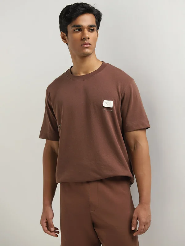 Studiofit Brown Text Pattern Relaxed-Fit T-Shirt Trendy Men's Oversized