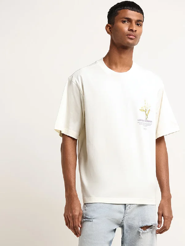 Nuon Off-White Contrast Print Relaxed Fit T-Shirt Sophisticated Men's 