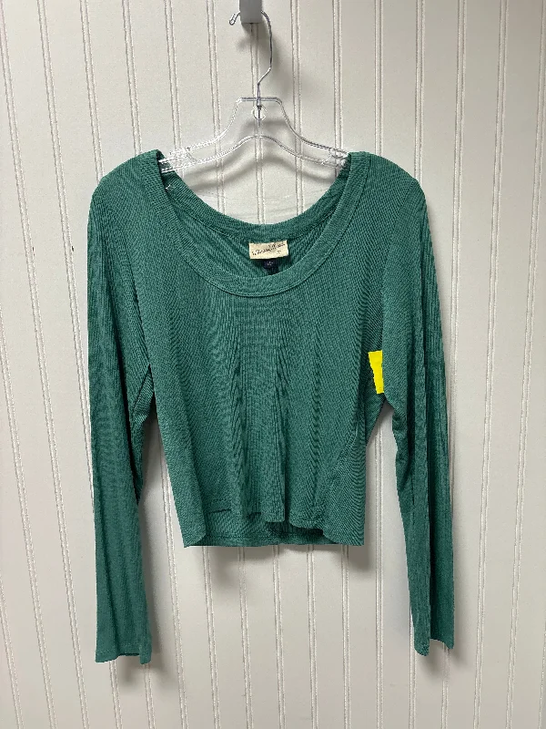 Top Long Sleeve Basic By Universal Thread In Green, Size: L Hip Men's Retro